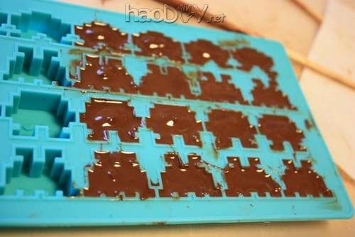 自制巧克力DIY:可以吃的8比特小怪兽!