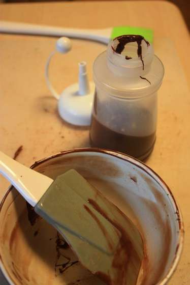 自制巧克力DIY:可以吃的8比特小怪兽!