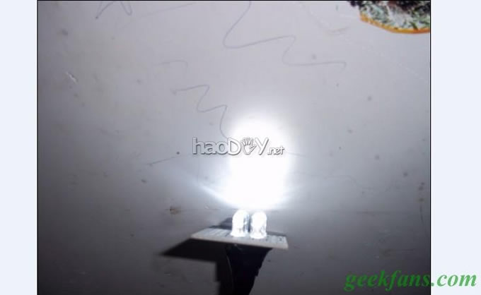 diyDIY太阳能看书灯