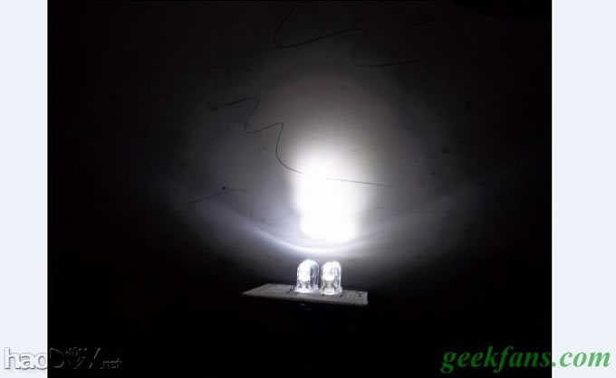 diyDIY太阳能看书灯