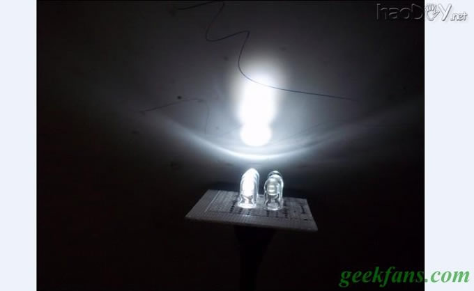 diyDIY太阳能看书灯