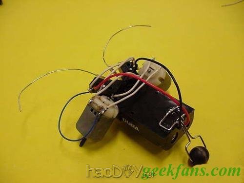 制作DIY甲壳虫机器人