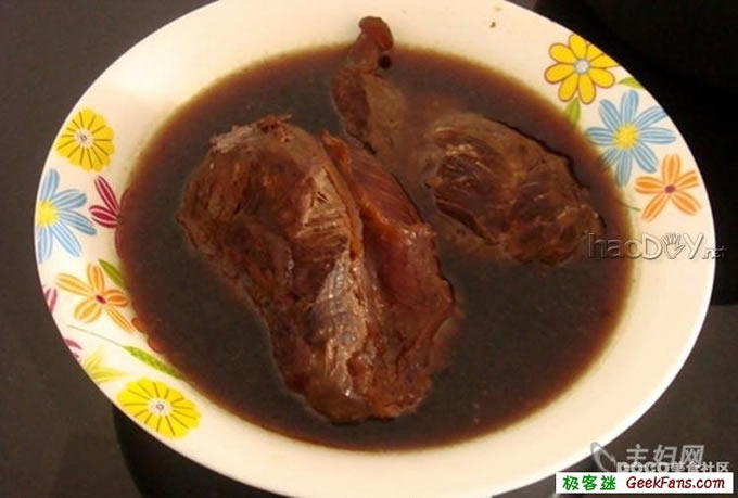 制作家常酱牛肉的做法