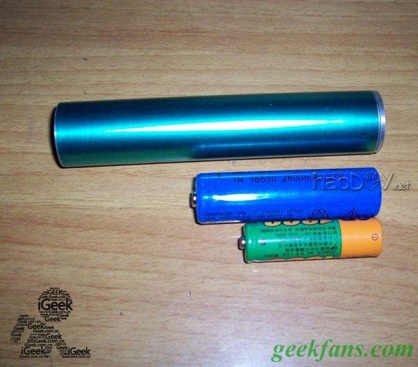 diyDIY小巧手机移动电源