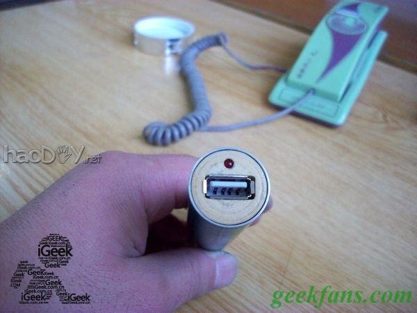 diyDIY小巧手机移动电源