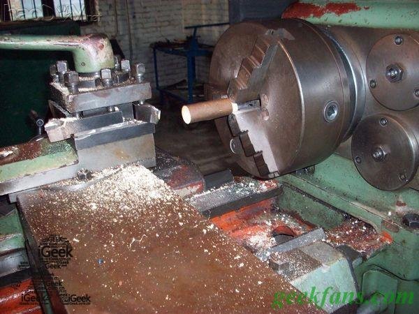 diyDIY小巧手机移动电源