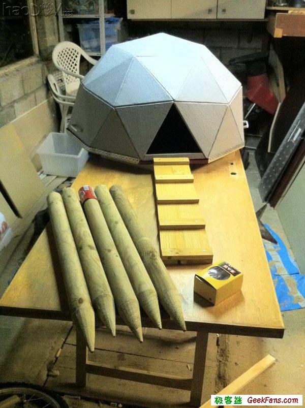 制作给鸡做的个性小屋鸡笼鸡舍