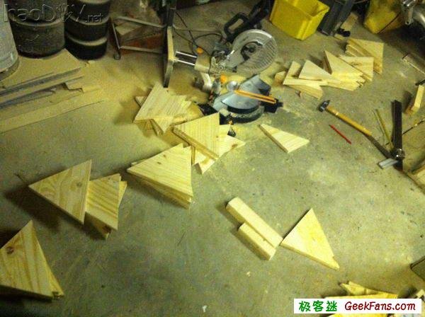 制作给鸡做的个性小屋鸡笼鸡舍