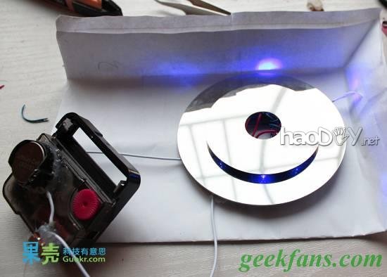 diyDIY炫丽的led硬盘钟