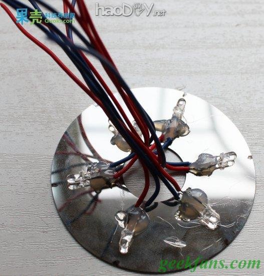 diyDIY炫丽的led硬盘钟