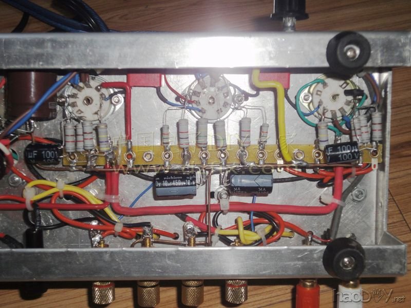 电子制作论坛-电子制作网-DSC02681.jpg 发一个自己的作品,6N2+6P1电子管功放