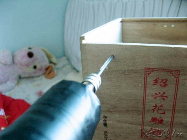 制作DIY多功能手电钻