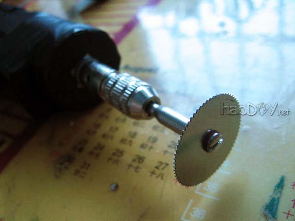 制作DIY多功能手电钻