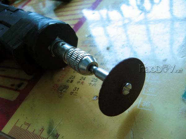 制作DIY多功能手电钻