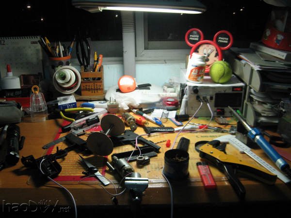 制作DIY多功能手电钻