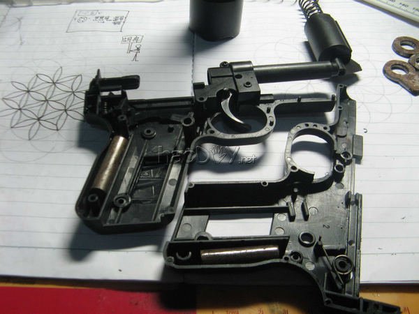 制作DIY多功能手电钻