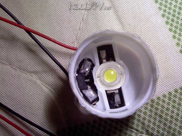 制作打造高亮LED手电筒