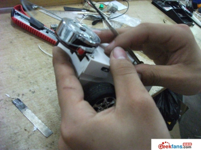 制作自动避障小车