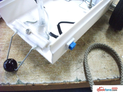 制作自动避障小车