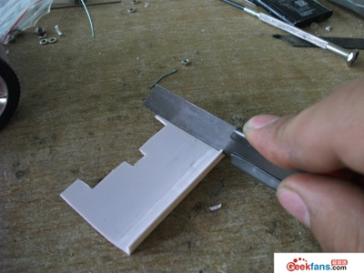 制作自动避障小车