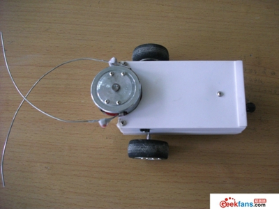 制作自动避障小车