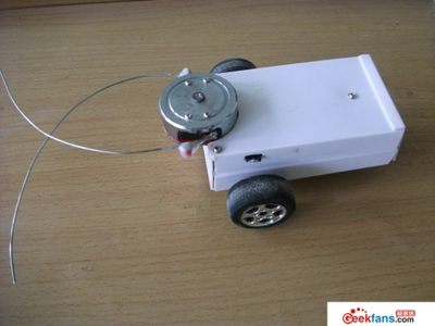 制作自动避障小车