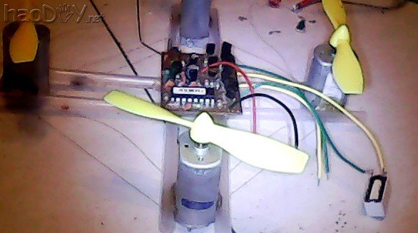 制作手把手教你做四轴旋翼机!