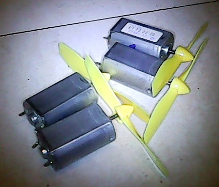 制作手把手教你做四轴旋翼机!