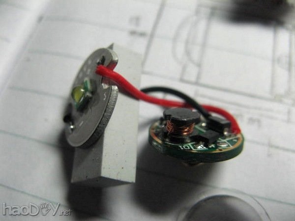 diy自制迷你LED变焦手电