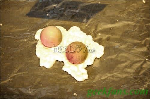 自制万圣节制作:眼球拌脑浆