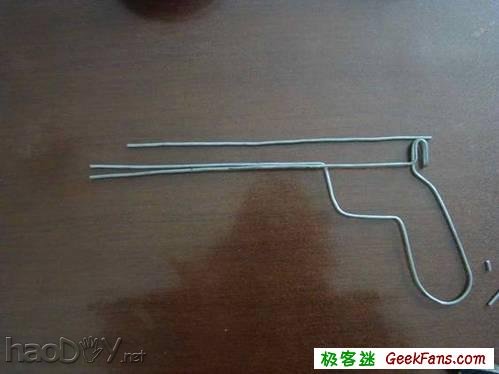 自制教你做把弹弓枪