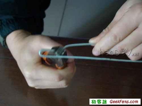 自制教你做把弹弓枪