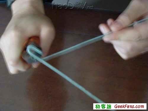 自制教你做把弹弓枪