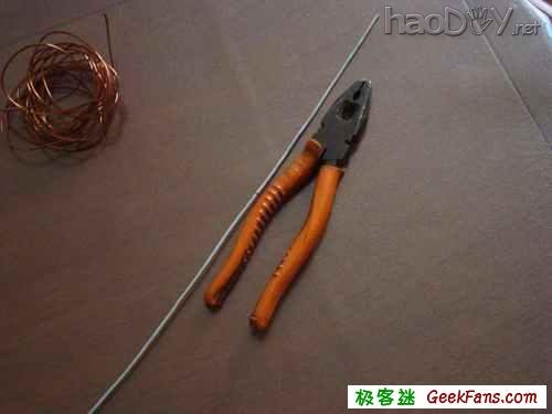 自制教你做把弹弓枪