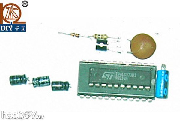 制作电子元件DIY坦克