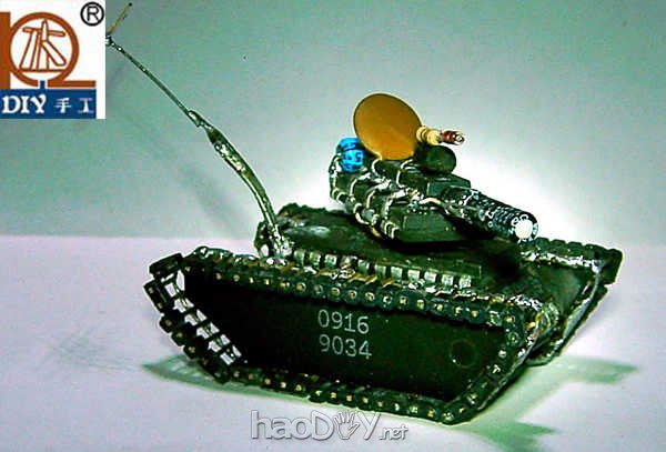 制作电子元件DIY坦克