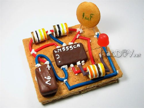 diy彩色的电路,尝起来是甜的~