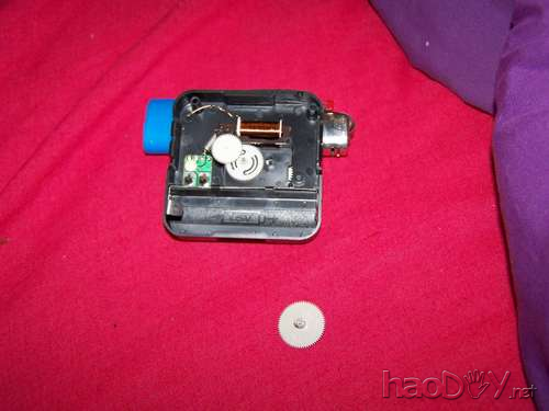 自制制作逆行时钟:颠覆的时间