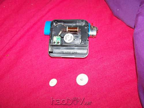 自制制作逆行时钟:颠覆的时间