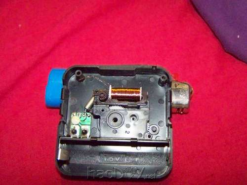 自制制作逆行时钟:颠覆的时间