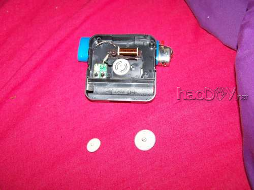 自制制作逆行时钟:颠覆的时间