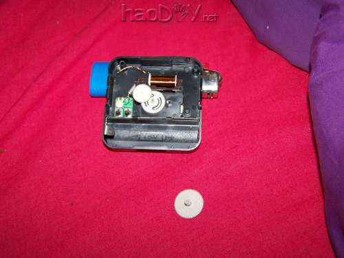 自制制作逆行时钟:颠覆的时间