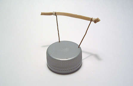 自制制作小玩具:图钉发射器