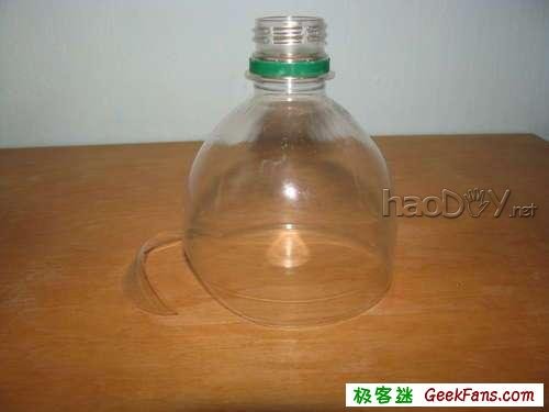 自制用矿泉水瓶吹泡泡