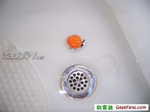 制作小孩玩具制作:迷你泡泡艇