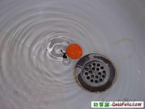 制作小孩玩具制作:迷你泡泡艇