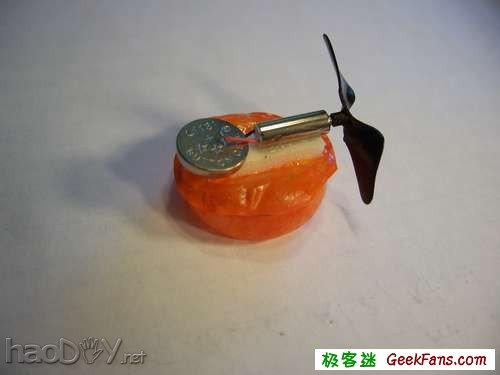 制作小孩玩具制作:迷你泡泡艇