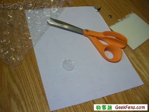 制作小孩玩具制作:迷你泡泡艇