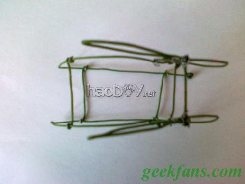 自制中秋灯笼制作:兔子花灯