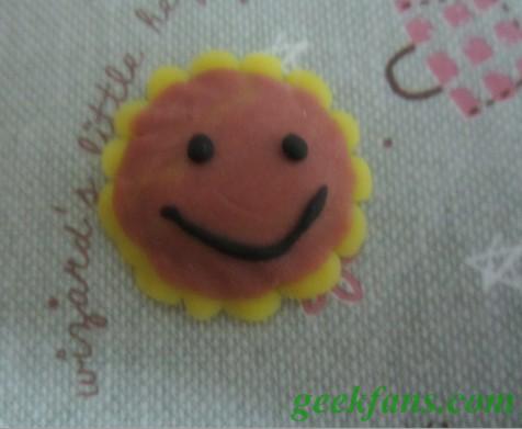 diy教你用橡皮泥制作可爱向日葵